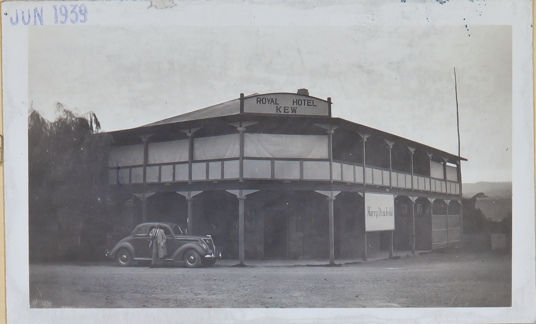 Royal Hotel Kew Royal Hotel Kew